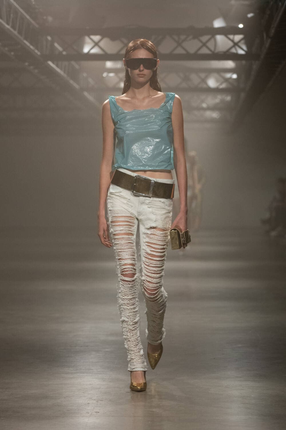 MM6 Maison Margiela: Ready-To-Wear SS25 - 10 Magazine